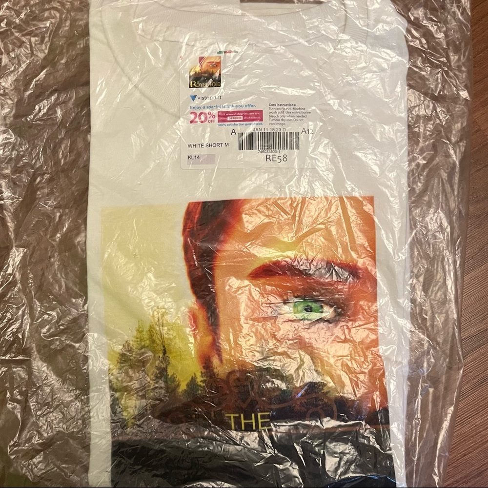 The Royal Fold Tshirt, Size M, New